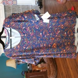 LuLaRoe 3XL Perfect Tee Swing Top Navy Floral- NWT